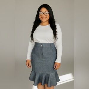 Carol Wren- Denim Fitted Flared Skirt-Formal/Casual Wear (size 14)
